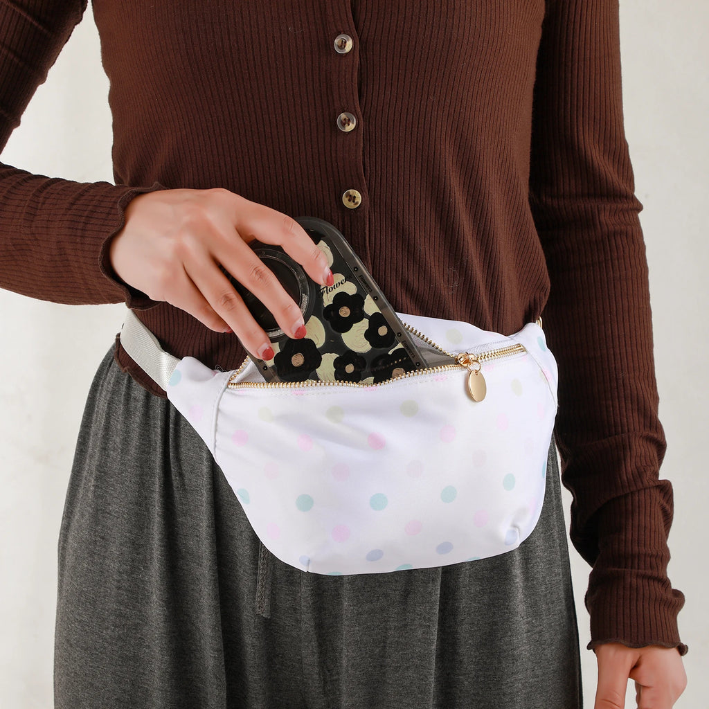 Fanny Pack for Women - Adjustable Waterproof Women's Nylon Fanny Pack with Zipper Design