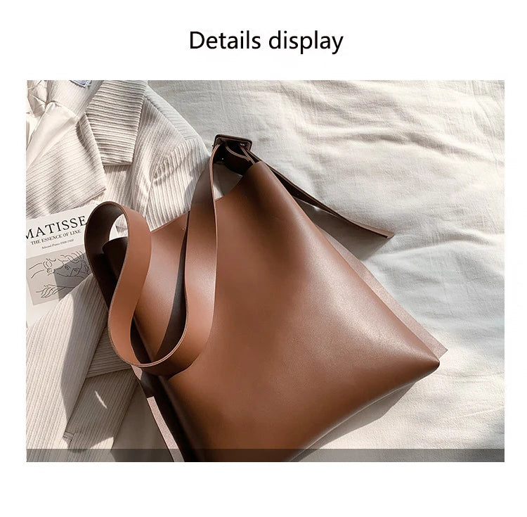 Leather Tote Bag Women's Retro Soft Leather Underarm Bag 2023 New Autumn Winter Large Capacity Commute Bucket Shoulder Bag Trend