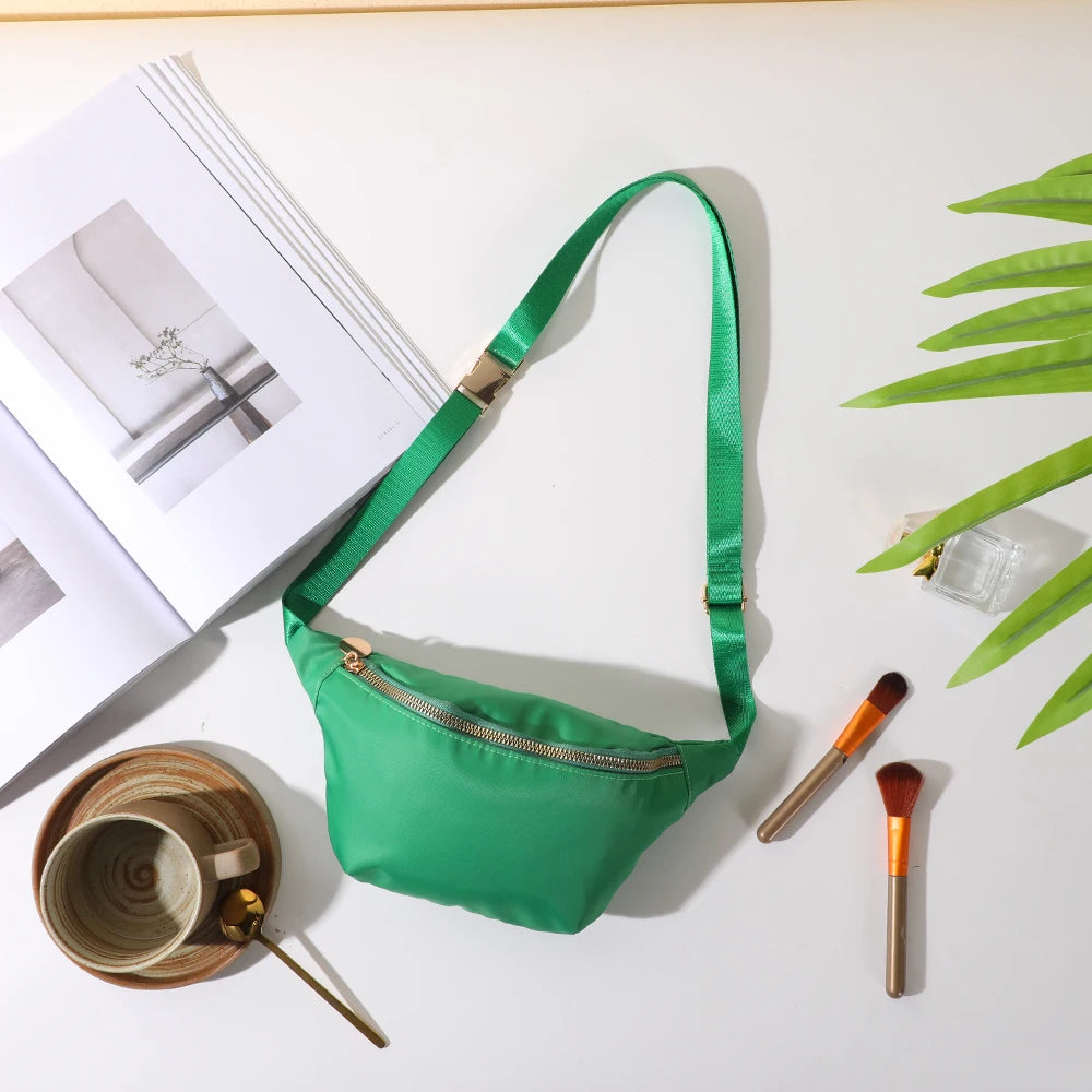 Fanny Pack for Women - Adjustable Waterproof Women's Nylon Fanny Pack with Zipper Design